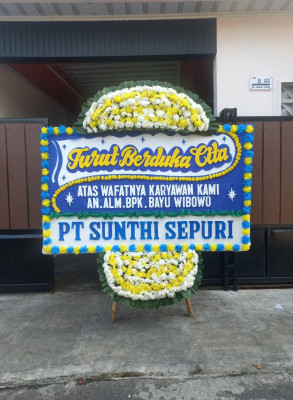 Papan Bunga Duka di Semoyang