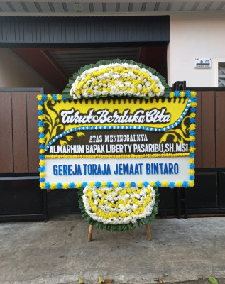 Papan Bunga Duka di Semoyang