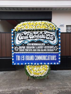 Papan Bunga Duka di Semoyang